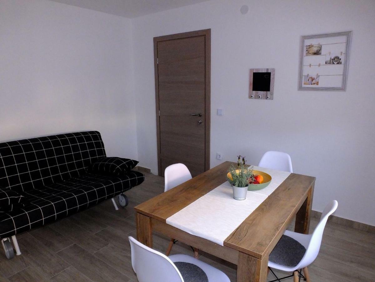 Apartmani Berno Starigrad Paklenica Luaran gambar