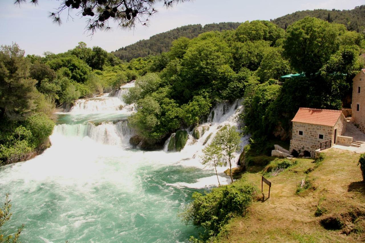 Apartmani Berno Starigrad Paklenica Luaran gambar