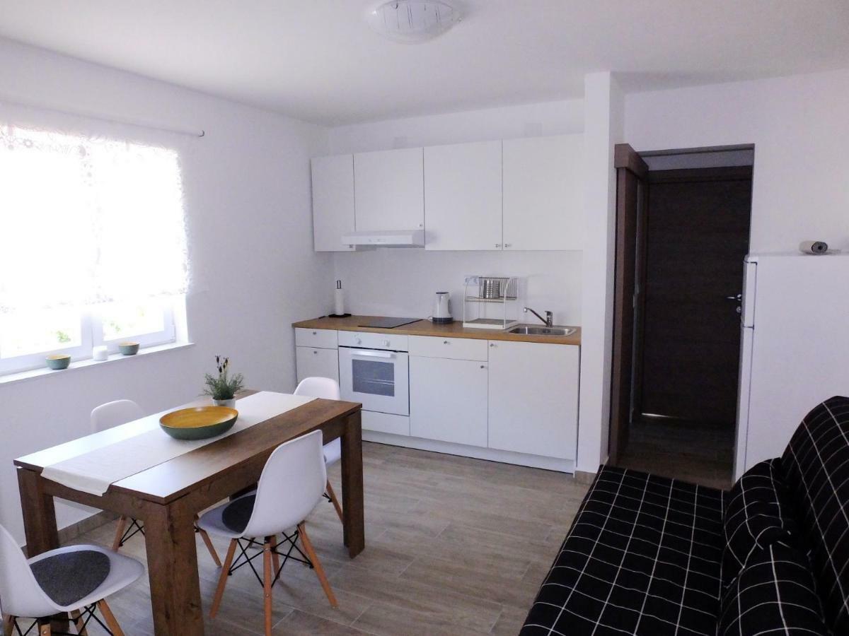 Apartmani Berno Starigrad Paklenica Luaran gambar